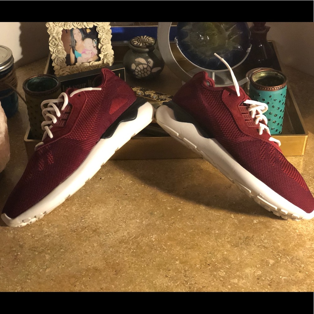 Adidas Tubulars Size 9.5